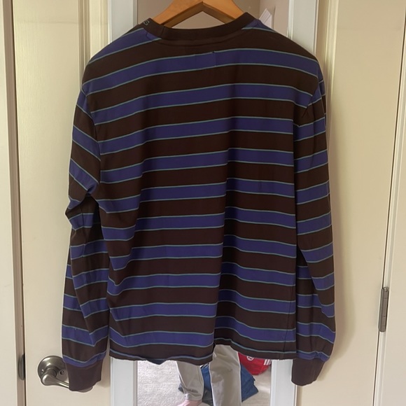 GUESS Long Sleeve - Picture 5 of 6